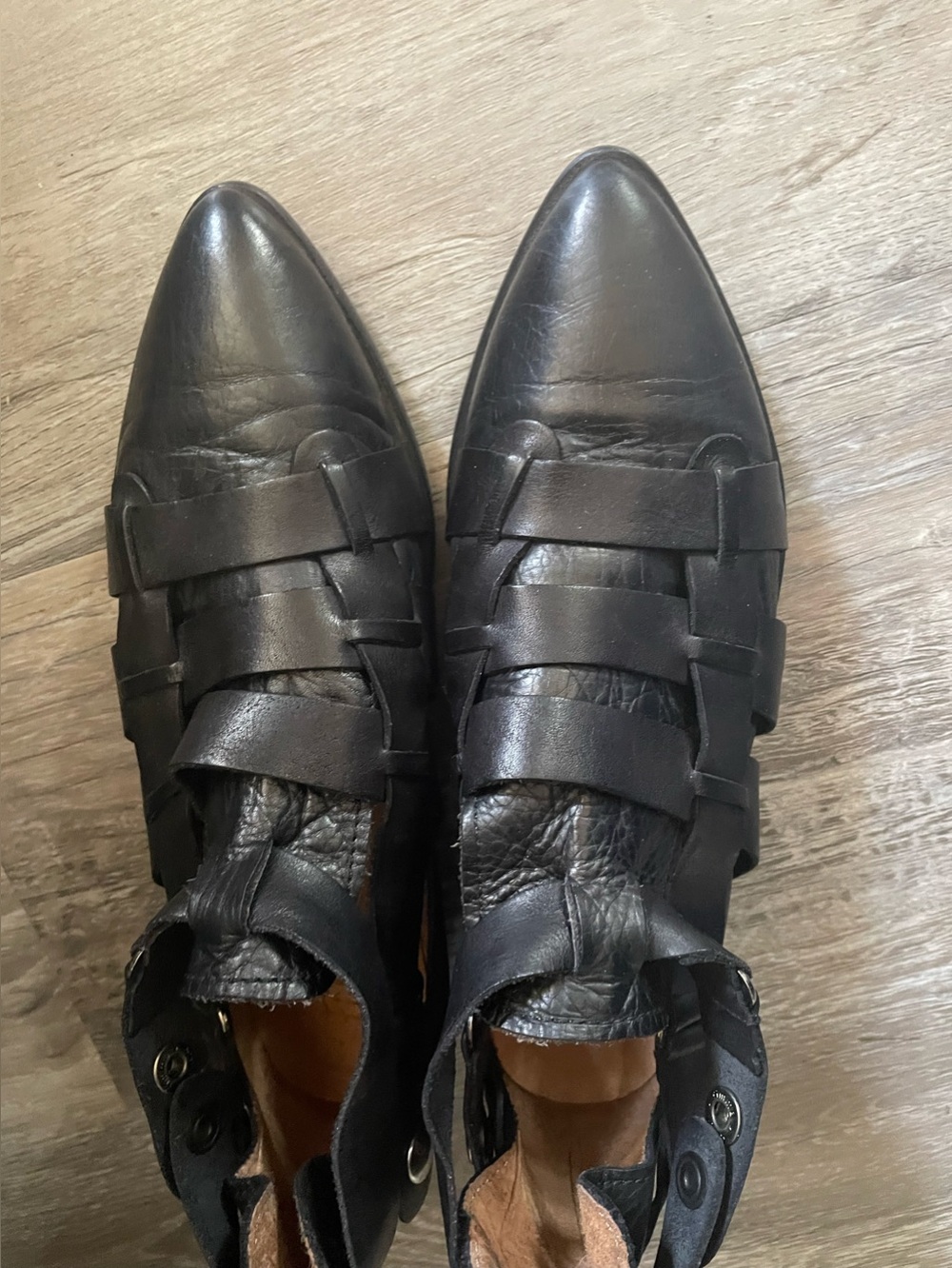 Free people size 39 euro Discontinued Pointed Toe Strap Shoes